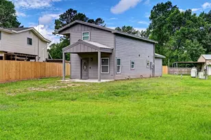 268 Sunrise Dr, Livingston, TX 77351 - Photo 1
