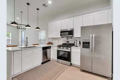 7980 Angus Street #B, Houston, TX 77028 - Photo 8