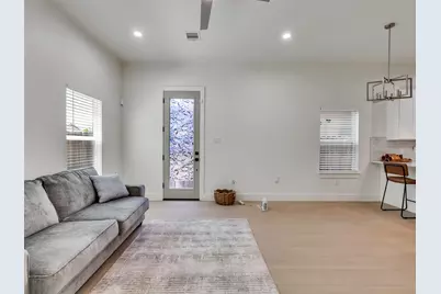 7980 Angus Street #B, Houston, TX 77028 - Photo 14