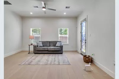 7980 Angus Street #B, Houston, TX 77028 - Photo 12