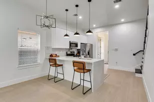 7980 Angus St, Houston, TX 77028 - Photo 10