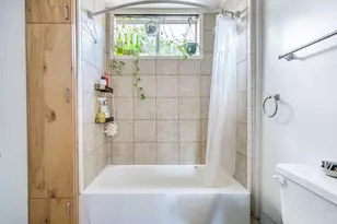 1717 Missouri St, Houston, TX 77006 - Photo 12