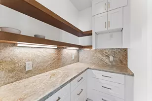 4010 Norfolk St, Houston, TX 77027 - Photo 6