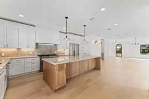 4010 Norfolk St, Houston, TX 77027 - Photo 4