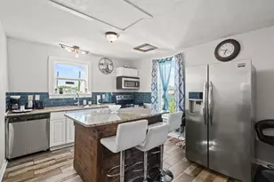 3223 Avenue M, Galveston, TX 77550 - Photo 12