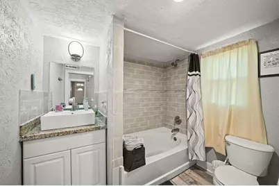 3223 Avenue M, Galveston, TX 77550 - Photo 8