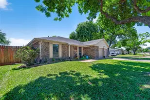 1110 Brookhollow Dr, Deer Park, TX 77536 - Photo 2