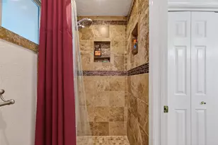 1110 Brookhollow Dr, Deer Park, TX 77536 - Photo 18