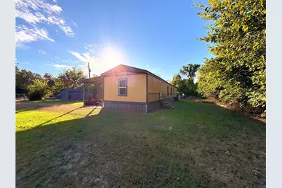 1811 Burnett Street, Baytown, TX 77520 - Photo 12