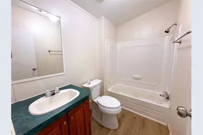 1811 Burnett Street, Baytown, TX 77520 - Photo 10