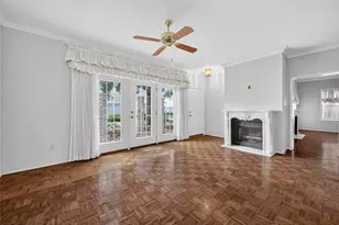 360 Wilcrest Dr, Houston, TX 77042 - Photo 8