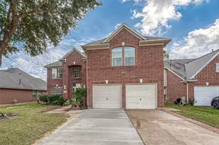 10514 Eagle Nest Ct, La Porte, TX 77571 - Photo 2