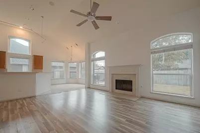 10514 Eagle Nest Court, La Porte, TX 77571 - Photo 12