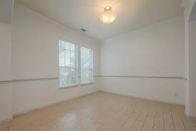 10514 Eagle Nest Court, La Porte, TX 77571 - Photo 6