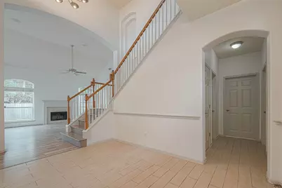 10514 Eagle Nest Court, La Porte, TX 77571 - Photo 4