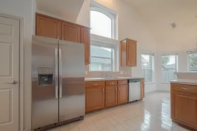 10514 Eagle Nest Court, La Porte, TX 77571 - Photo 16