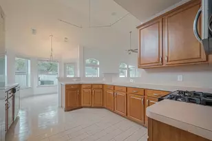 10514 Eagle Nest Ct, La Porte, TX 77571 - Photo 14