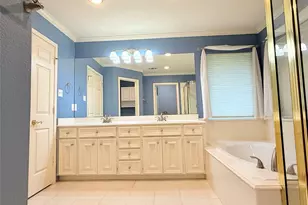 204 Hillcrest Dr, Alvin, TX 77511 - Photo 24