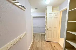 204 Hillcrest Dr, Alvin, TX 77511 - Photo 26