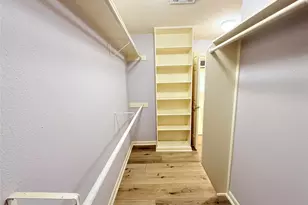 204 Hillcrest Dr, Alvin, TX 77511 - Photo 28