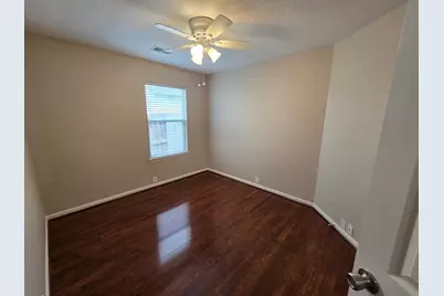 4702 Pin Oak Creek Lane, Kingwood, TX 77345 - Photo 18