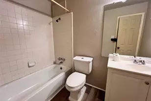 10661 Braes Bend Dr, Houston, TX 77071 - Photo 16