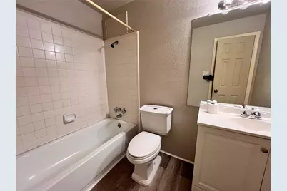 10661 Braes Bend Drive, Houston, TX 77071 - Photo 12