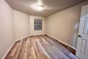 10661 Braes Bend Dr, Houston, TX 77071 - Photo 10