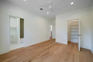 955 W 42nd St, Houston, TX 77018 - Photo 16