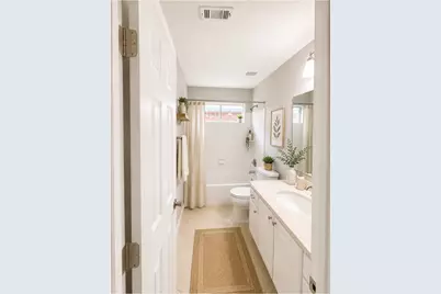 31 Auburn Path Drive, The Woodlands, TX 77382 - Photo 20