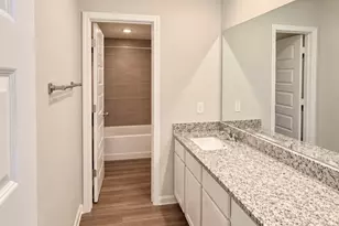 8114 Alpine Bearberry Dr, Houston, TX 77016 - Photo 14