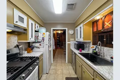 201 W 5th Street, Deer Park, TX 77536 - Photo 34