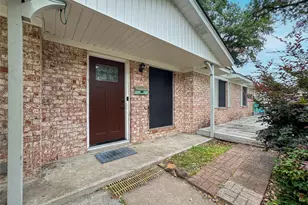 201 W 5th St, Deer Park, TX 77536 - Photo 12