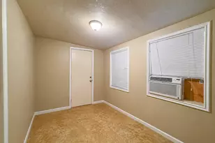 201 W 5th St, Deer Park, TX 77536 - Photo 22