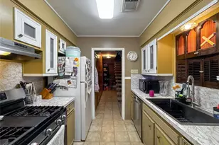 201 W 5th St, Deer Park, TX 77536 - Photo 36