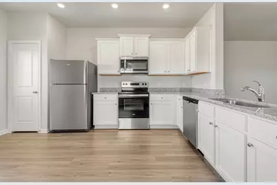 6406 Winter Elm Street, Houston, TX 77048 - Photo 2