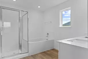 13911 Bay Crest Dr, Dickinson, TX 77539 - Photo 8