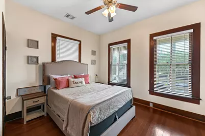 1410 17th Street, Galveston, TX 77550 - Photo 10