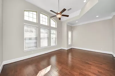 8306 Ginger Oak Street, Houston, TX 77055 - Photo 12