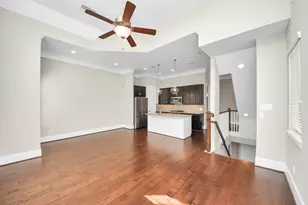 8306 Ginger Oak St, Houston, TX 77055 - Photo 18