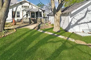 111 S Mill St, Flatonia, TX 78941 - Photo 16