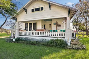 111 S Mill St, Flatonia, TX 78941 - Photo 2