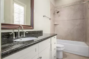 2419 Brazoria St, Houston, TX 77019 - Photo 24
