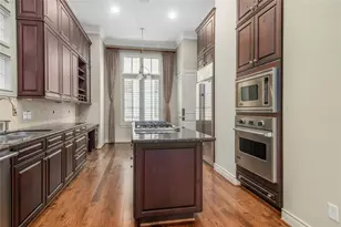 2419 Brazoria St, Houston, TX 77019 - Photo 12