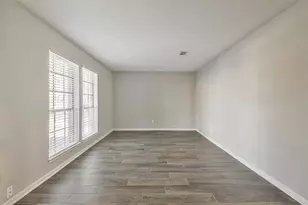 2022 Riverlawn Dr, Kingwood, TX 77339 - Photo 10