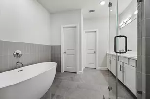 6332 Paddington Bnd Dr, Houston, TX 77008 - Photo 18