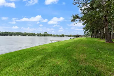 15749 Lakeway Drive, Willis, TX 77318 - Photo 40