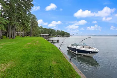 15749 Lakeway Drive, Willis, TX 77318 - Photo 48