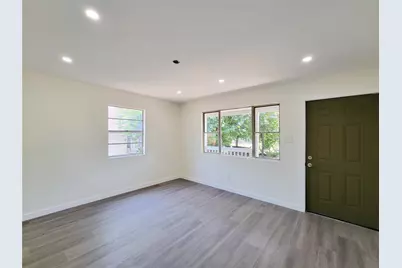 5217 Hershe, Houston, TX 77020 - Photo 6