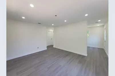 5217 Hershe, Houston, TX 77020 - Photo 8